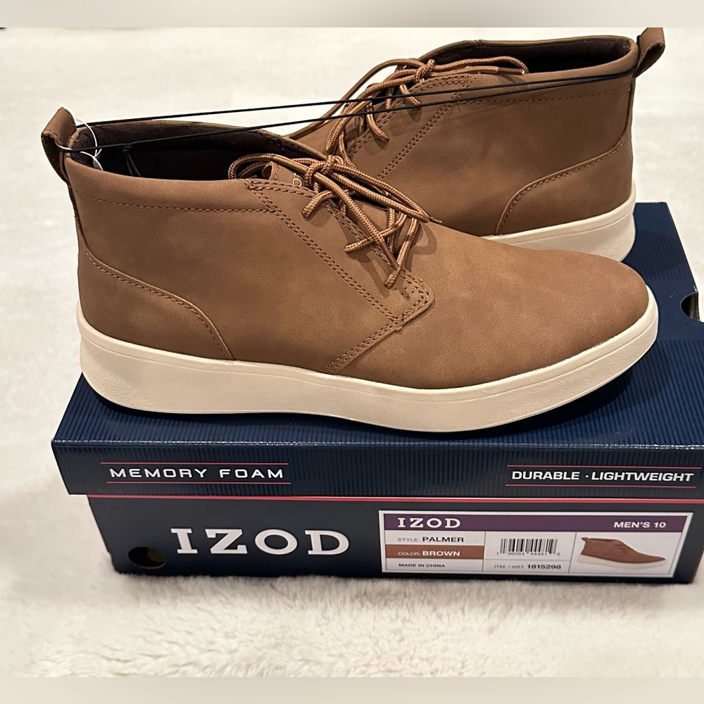 IZOD Men's Chukka Boot - Picture 6 of 16